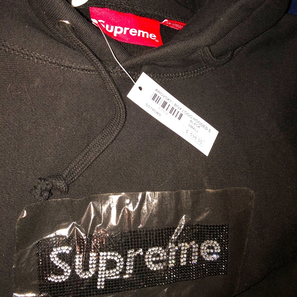 Supreme hoodie